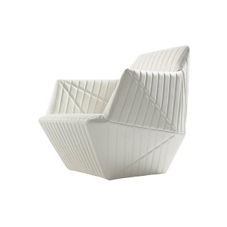 Editors' Essentials: 5 Excellent Easy Chairs - Photo 2 of 5 -