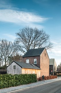 A Clever Belgian Couple Renovate Their Aging Brick Home - Photo 7 of 8 -