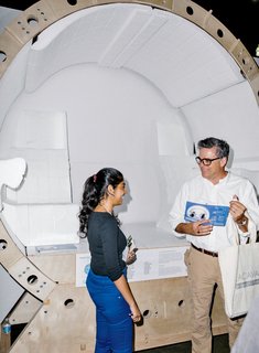 A student from UCLA’s Architecture and Urban Design school explains the concept behind the Hyperloop transportation system.