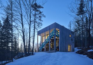 Dozens of Levels Give a Quebec Home Stadium-Sized Views of the Forest - Photo 7 of 7 -