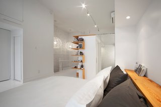 A Transformative Attic Renovation in Montreal - Photo 3 of 6 -