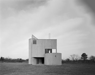 The Iconic Home That Still Looks as Good as New - Photo 5 of 6 - Each side of the home is strikingly different, giving the effect of what critic Alastair Gordon called a 'Cubist assemblage.'
