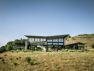 "Pulling the buildings apart allows what is not a big house to feel really big," says architect Jonathan Feldman of the sustainable retirement home he built for a couple in California. "Because of the ways it opens up, it feels much more expansive than it really is."