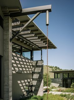 Butterfly House, designed by Feldman Architecture for David and Suzanne Rinaldo in California’s Monterey County, is made up of three discrete structures separated by walkways. The distinct folds in the roofs are utilized for rainwater catchment.