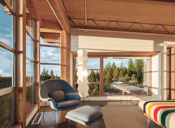 This Economical Modular Prefab Fits Right in With the Woods - Dwell