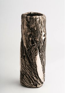 Making Ancient Cultures Look Modern - Photo 2 of 5 - A slim bronze vessel. 