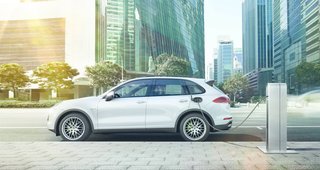 All four versions feature new fuel-saving functions, but the Cayenne S E-Hybrid take the gold when it comes to green. Capable of being driven on pure electric power, the trailblazing vehicle is the world’s first plug-in hybrid luxury SUV.