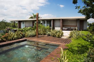 The Week's 10 Best Houses - Photo 5 of 10 - Via ArchDaily, Photo by © Juan Antonio Monsalve
