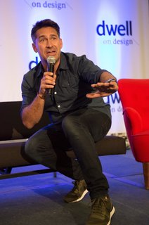 Designer Jamie Durie shared popular garden trends.