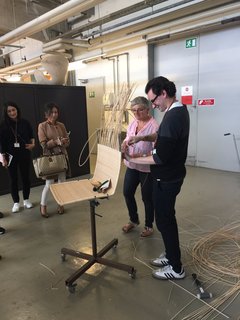 The editors were invited to participate in one of the demonstrations and weave the PK22. 