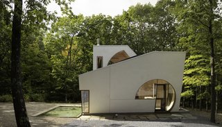 Via ArchDaily, photo by Paul Warchol 