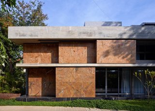 Shape-Shifting Architecture: 10 Buildings That Move or Change Form - Photo 3 of 24 -