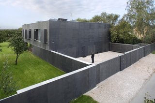 Shape-Shifting Architecture: 10 Buildings That Move or Change Form - Photo 17 of 24 -