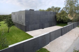 Shape-Shifting Architecture: 10 Buildings That Move or Change Form - Photo 16 of 24 -