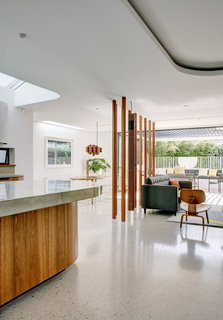 A Heritage Art Deco House in Australia Gets a Modern Update - Photo 7 of 11 -