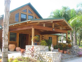 Casual Country calls its log package homes "hurricane-resistant," citing imperviousness to Florida's hurricanes. 