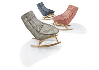 Explore the World of Exteriors With 25 Innovative Outdoor Furnishings - Photo 5 of 25 -