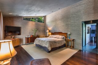 John Legend and Chrissy Teigen's Former Midcentury Home in the Hollywood Hills Is For Sale - Photo 6 of 13 -