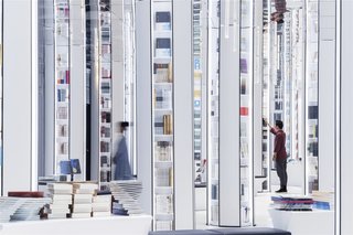 This Otherworldly Bookstore in China Provides a Mesmerizing Atmosphere For Reading - Photo 4 of 6 -