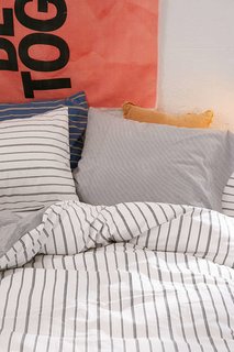 Prep Your Dorm Room For the New School Year With These 16 Cool, Modern Products - Photo 4 of 6 -