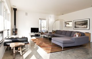 17 Modern Rentals That Give You a Front-Seat View of Incredible Fall Foliage - Photo 10 of 17 -
