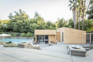Snatch Up Case Study House #10 in Pasadena For $3M - Photo 11 of 12 -
