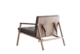 Young Guns 2017: New Designers Making Waves - Photo 28 of 42 - Finger Chair by Emiliano Molina