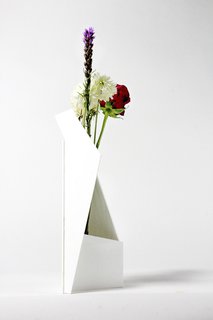 Young Guns 2017: New Designers Making Waves - Photo 30 of 42 - Vaza Vase by Maryam Turkey