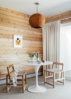 Overlooking the Long Island Sound, a Revamped Hotel Channels its Nautical Roots - Photo 5 of 10 -