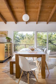 A Hillside Midcentury Home in Pasadena Starts at $749K - Photo 5 of 11 -