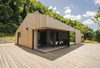 This Eco-Friendly Bed-and-Breakfast in Italy Is the Perfect Indoor/Outdoor Escape - Photo 1 of 13 -