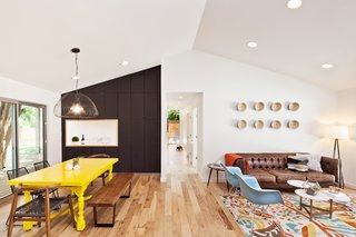 An Austin Couple Turn a Ranch Home Into a Refreshing Live/Work Space - Photo 4 of 13 -