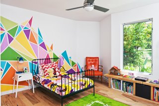 An Austin Couple Turn a Ranch Home Into a Refreshing Live/Work Space - Photo 9 of 13 -
