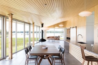 A Vacation Home in Nova Scotia Takes Cues From the Coastal Landscape - Photo 3 of 10 -