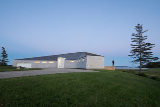 A Vacation Home in Nova Scotia Takes Cues From the Coastal Landscape - Photo 1 of 10 -