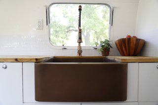 Airstream Dream Team: These Women Travel the Country, Turning Retro RVs Into Homes - Photo 8 of 14 -