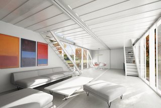 The c-Home_Country model is made with four 40-foot shipping containers and features an open living area that’s designed for easy configuration. It can be placed anywhere.