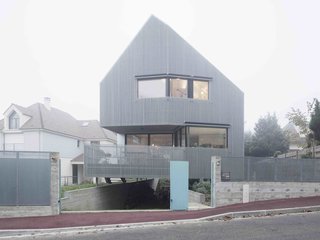 A Prefab House Near Paris Is Designed to Be Bright and Open - Photo 1 of 16 -