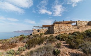 A Powerful New Project in Baja California Involves 44 Renowned Architects - Photo 7 of 8 -