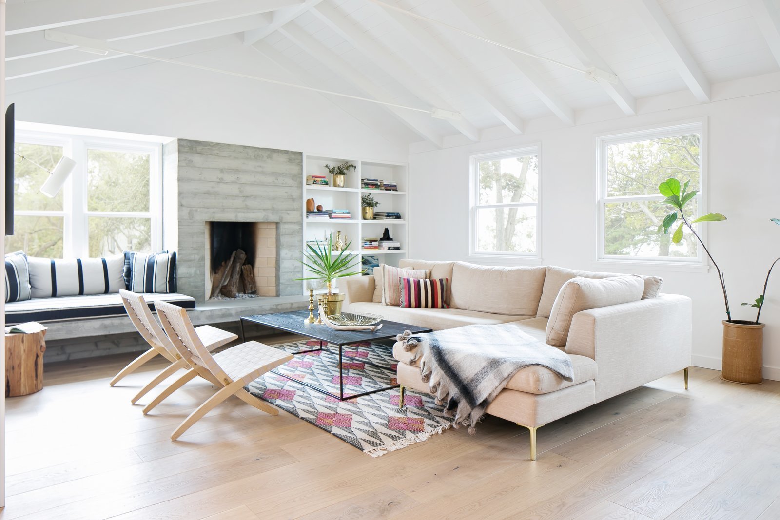 A 1950s California Ranch House Gets A Modern Farmhouse Makeover