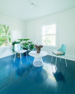 This 120-Year-Old Home With a Greenhouse Is a Gardener's Paradise - Photo 20 of 27 -