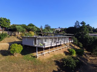 Spend the Night in an Iconic Case Study House North of San Francisco - Photo 1 of 16 -
