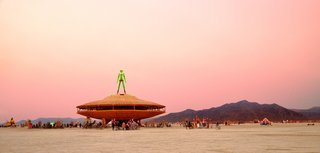 16 Otherworldly Photos of Burning Man Architecture - Photo 15 of 16 - The Man, 2013