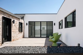 In Arizona, a Modern Cube and Tumbledown 1930s Shack Make an Unlikely Couple - Photo 1 of 12 -