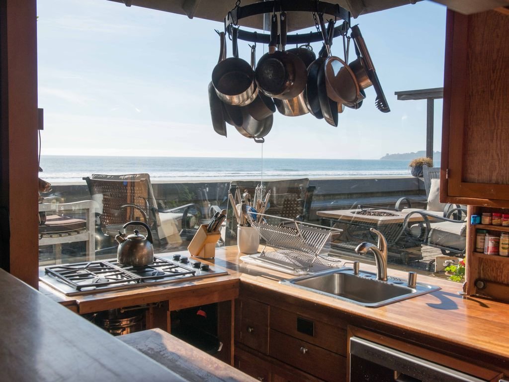 Photo 4 of 11 in The Whale House by Dwell Dwell