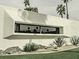 Hugh Kaptur, whose work references the pueblos of Arizona with thick walls, inset windows, and deep overhangs, may not be as famous as some of his midcentury contemporaries, but appreciation for his work is on the rise. 