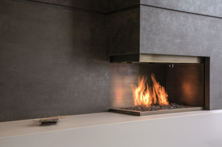Colorfeel Arctic White and Iron Moss fireplace
