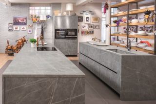 Fusion Zaha Stone kitchen