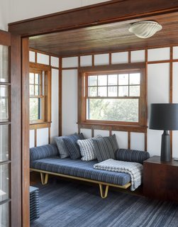 This Eclectic Beach Bungalow on Fire Island Was Saved After Sandy - Photo 10 of 20 -