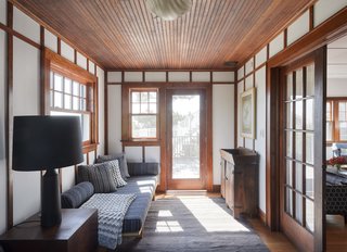 This Eclectic Beach Bungalow on Fire Island Was Saved After Sandy - Photo 16 of 20 -
